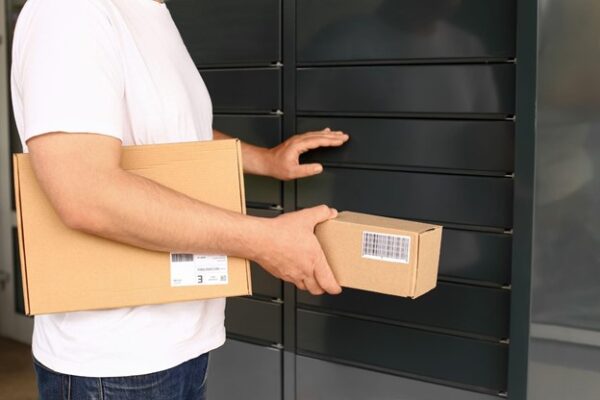 How Electronic Lockers Secure Parcel Delivery and Enhance Privacy