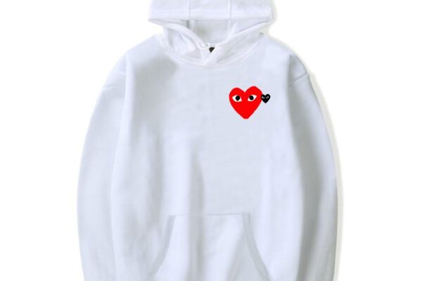 The Ultimate Guide to Comme des Garçons: Exploring CDG Hoodies and Shirts in Streetwear