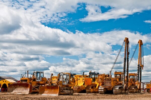 Heavy Equipment Rentals in Dubai: Your Complete 2025 Guide