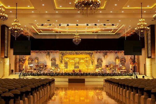 Marriage Halls with Stunning Outdoor Spaces: An Ideal Choice for Weddings in Velachery