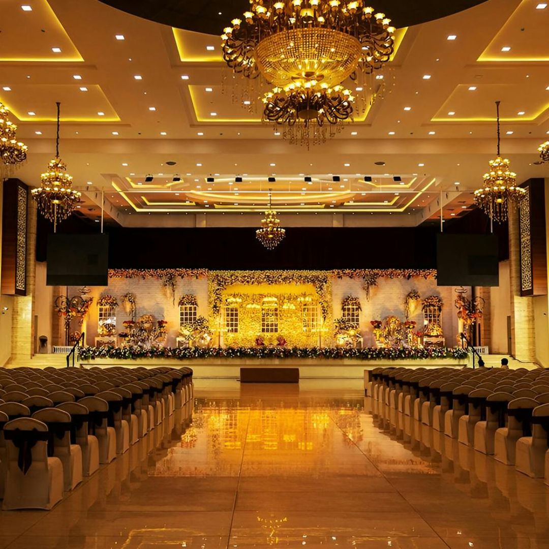 Marriage Halls with Stunning Outdoor Spaces: An Ideal Choice for Weddings in Velachery