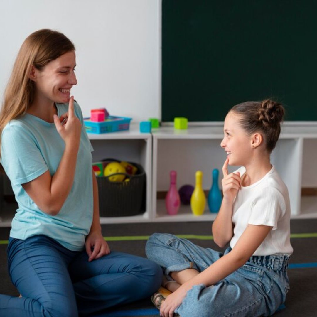 Benefits of Working with a Speech Therapist for Public Speaking