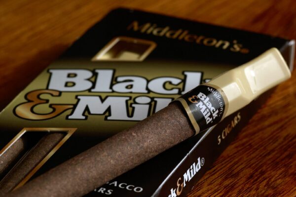 Black and Mild Cigars: The Evolution that Redefine the Smoking Experience