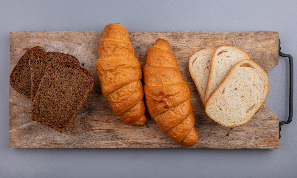 brown bread vs croissant